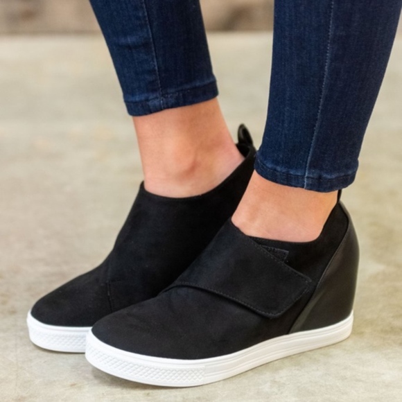 prestoon wedge sneaker
